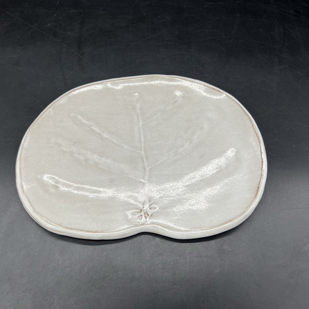 VTG The Kilnworks Pottery St Thomas Plate Trinket Dish Leaf 3D Rustic Art Glaze
